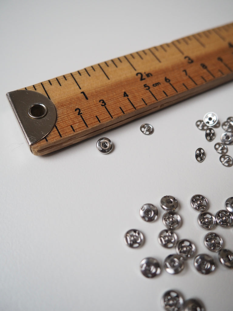Extra Small Silver Sew-On Press Studs 4mm - 10 pieces