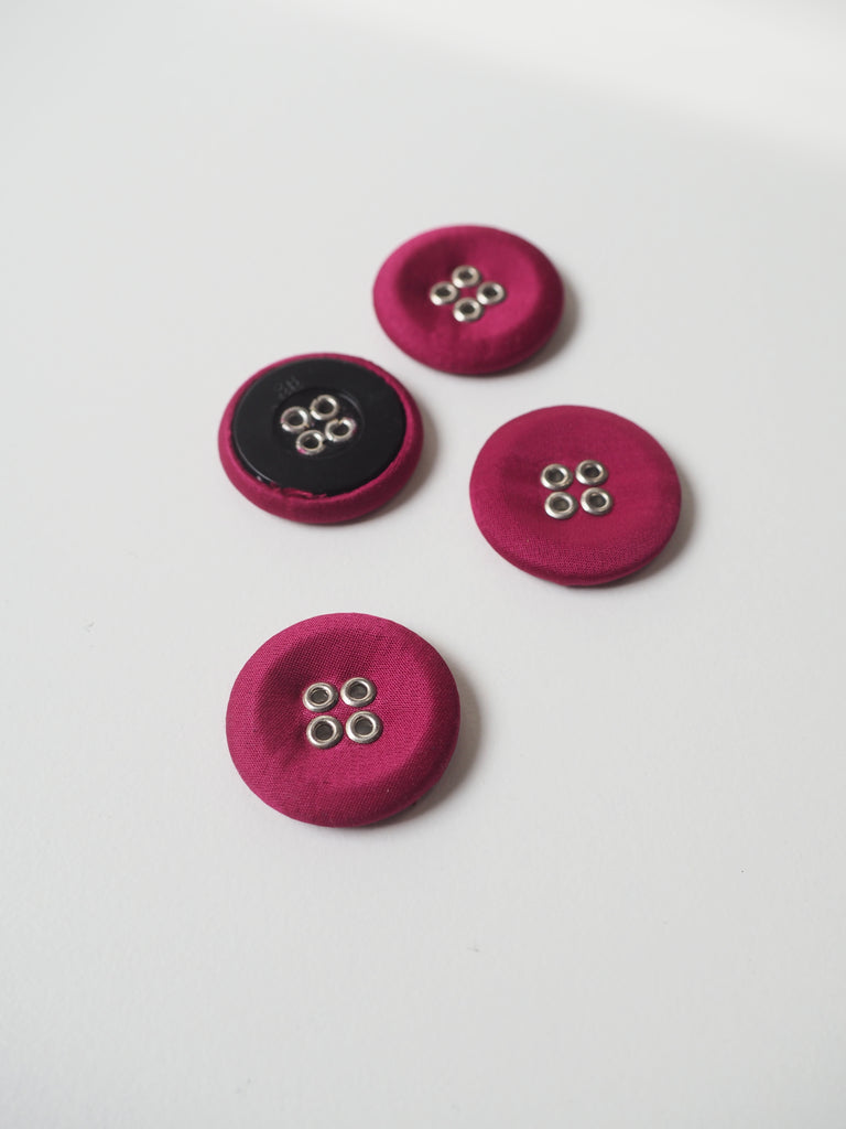 Raspberry Fabric Covered Buttons 23mm