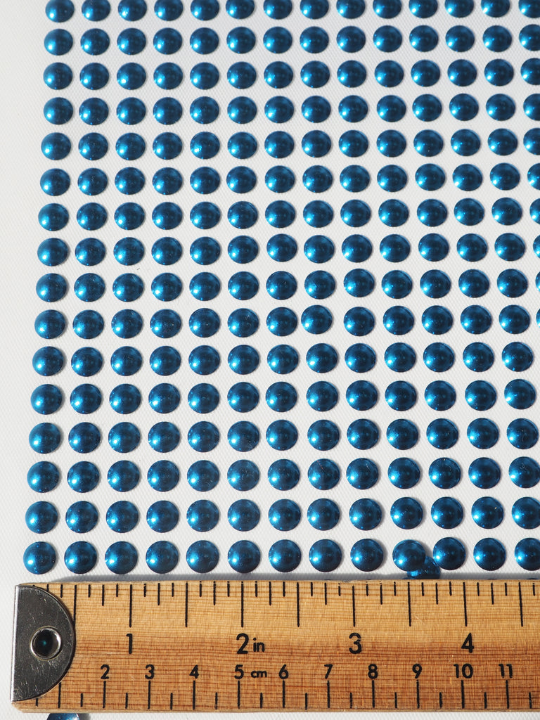 Sapphire Dot Hotfix Sheet 8mm