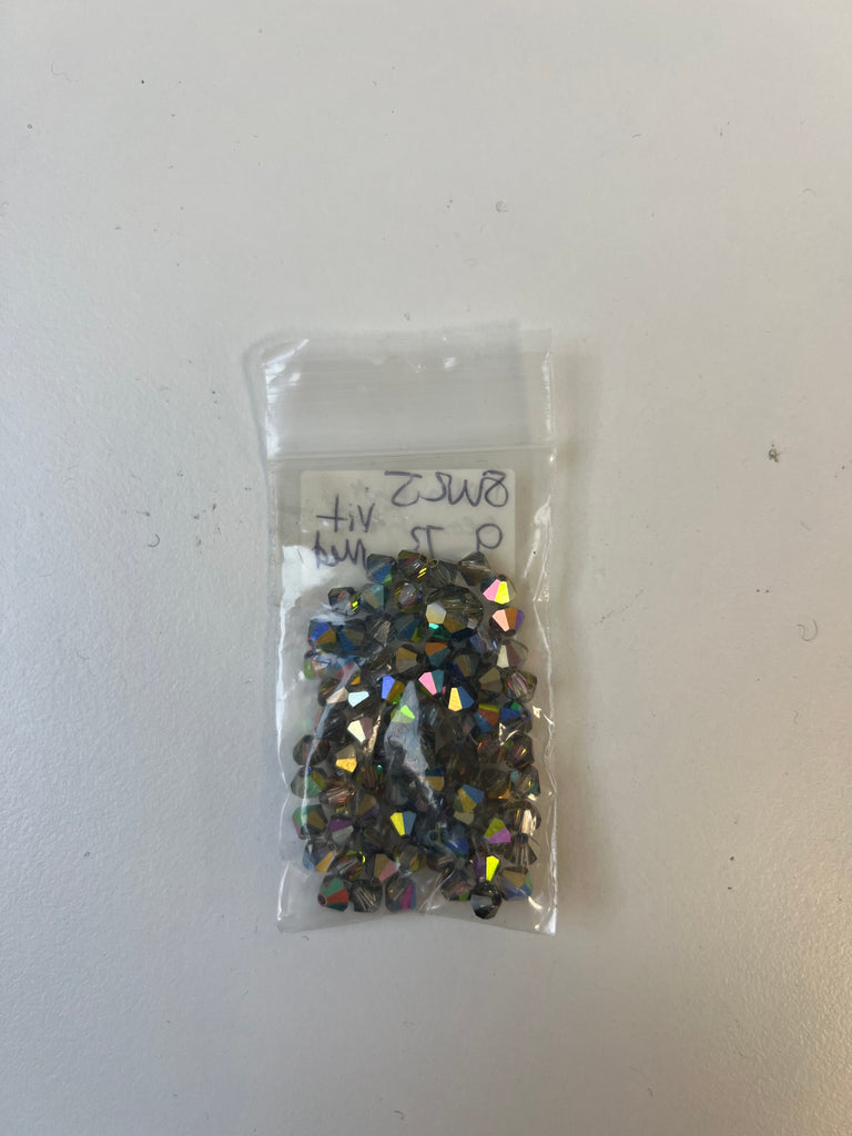 Iridescent Geometric Beads 11g