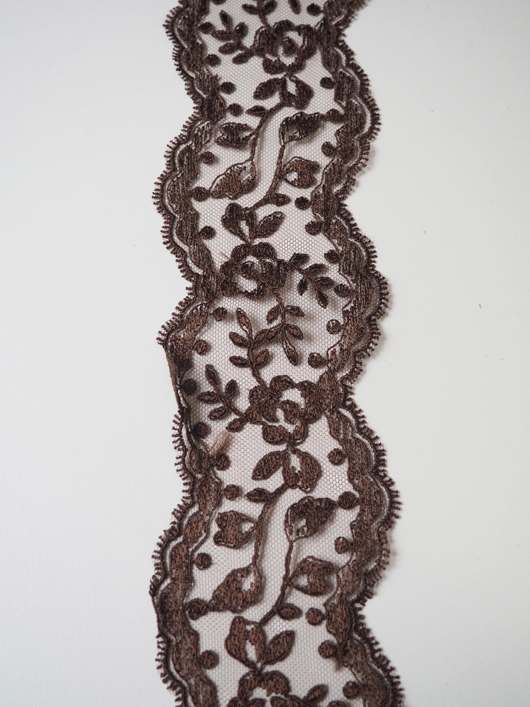 Brown Rose Garland Scallop Lace Trim 6cm