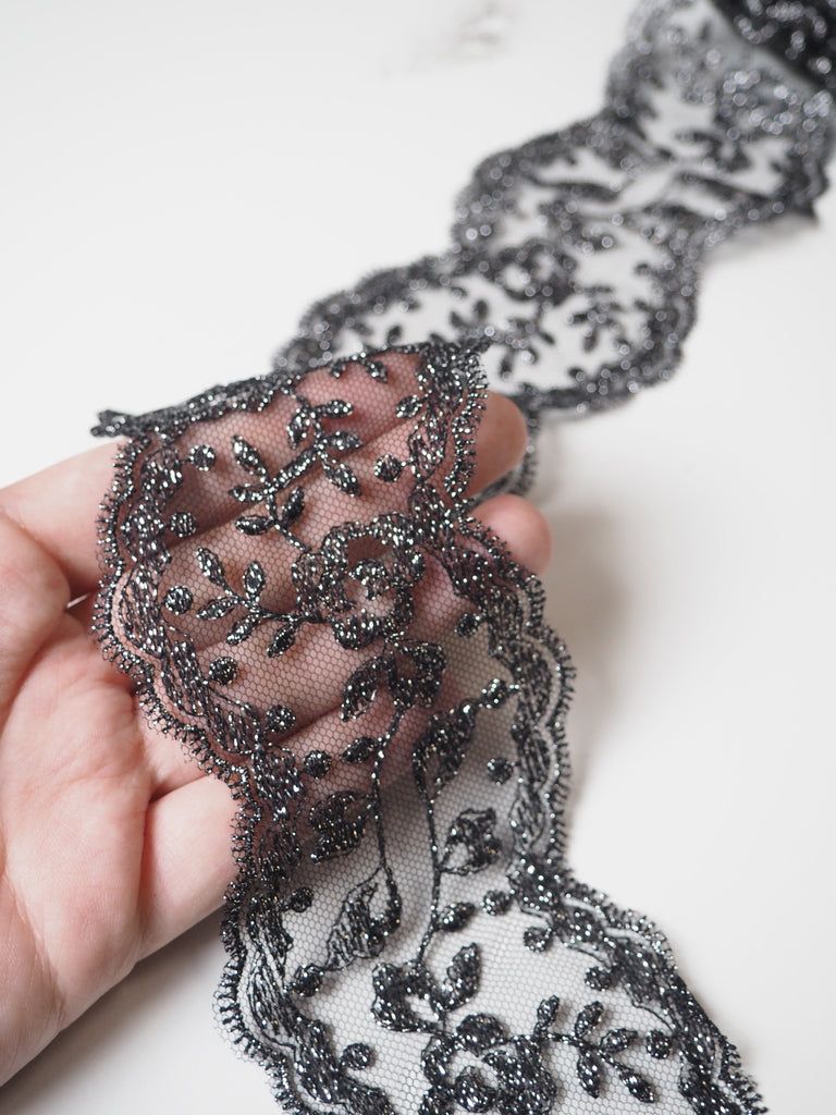 Black + Silver Lurex Rose Garland Scallop Lace Trim 6cm