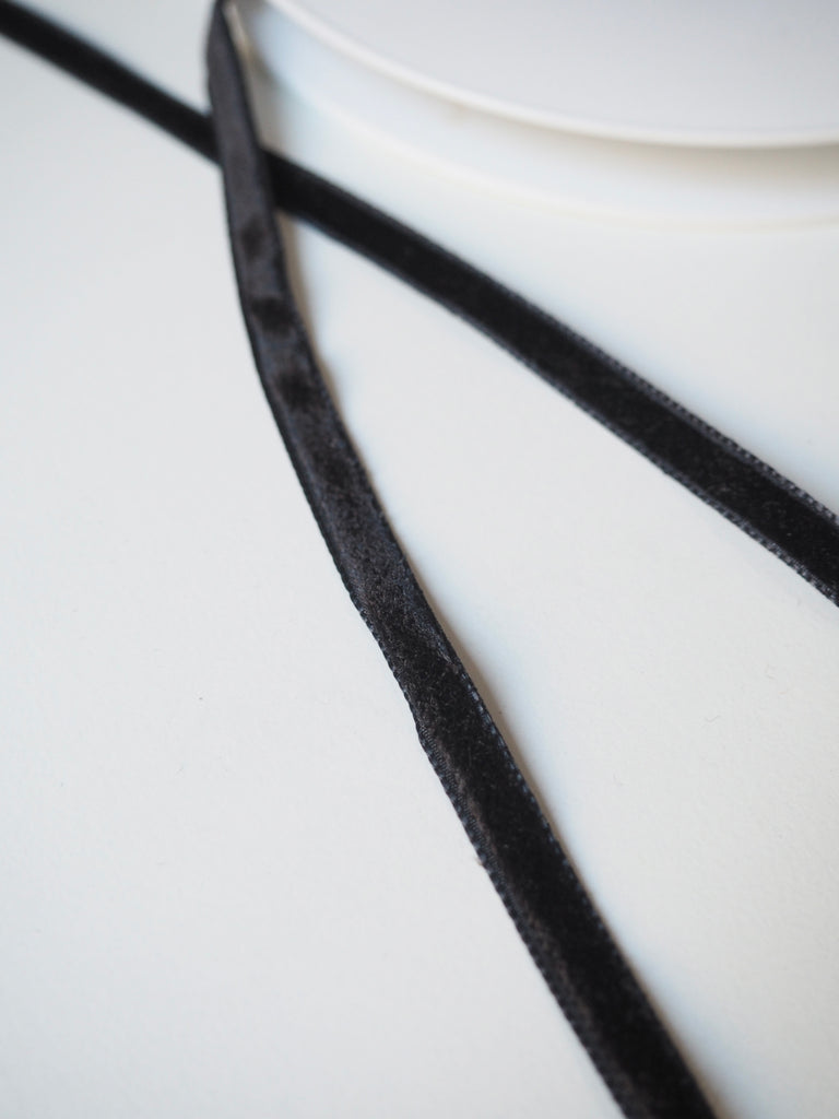 Black Velvet Ribbon 7mm