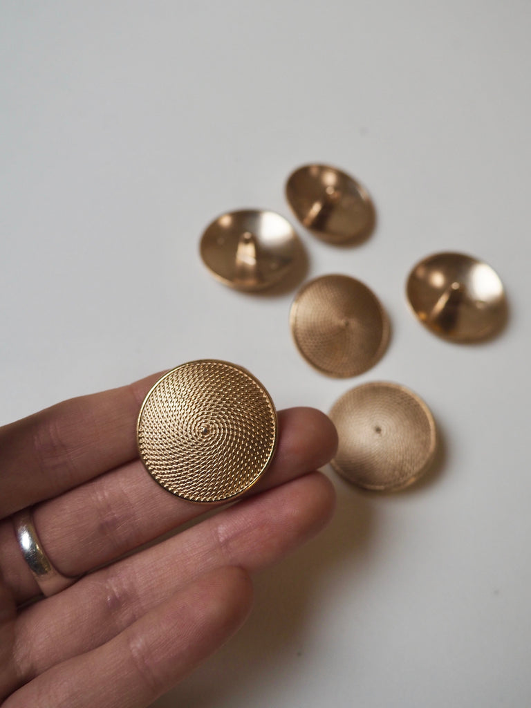 Gold Rope Swirl Metal Domed Shank Buttons 28mm/44L