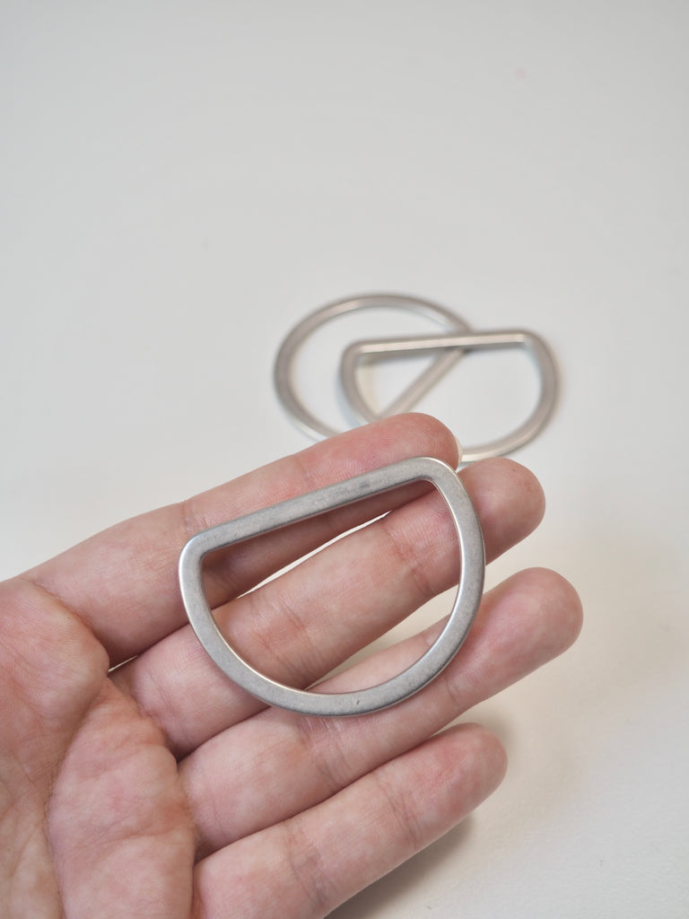 Flat Silver D-ring 52mm