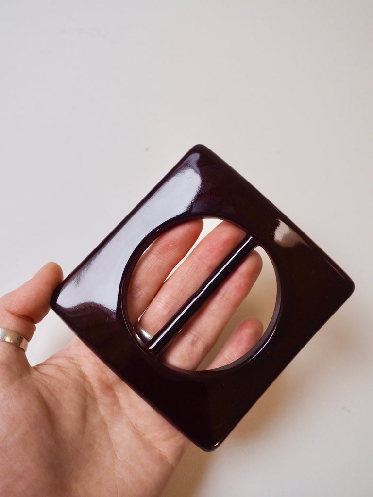 Brown Square + Circle Centre Slider 6cm