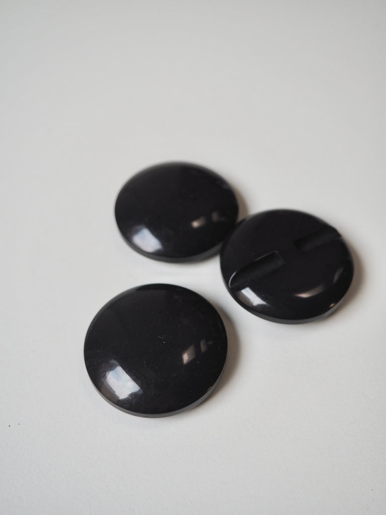 Petrol Channel Hole Buttons 34mm/54L