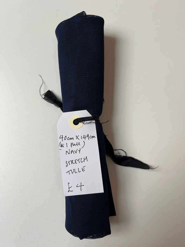 Navy Strech Tulle Remnant
