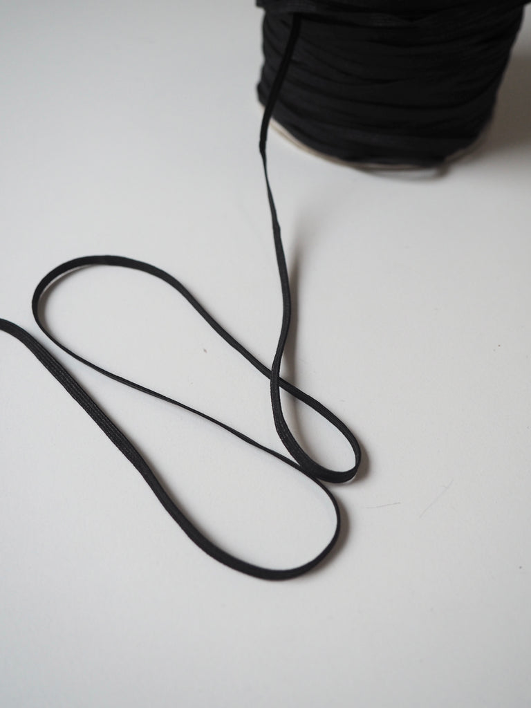 Black Elastic 4mm