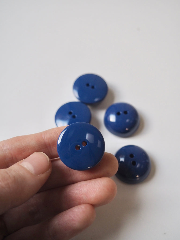 Cobalt Dome Buttons 23mm/36L