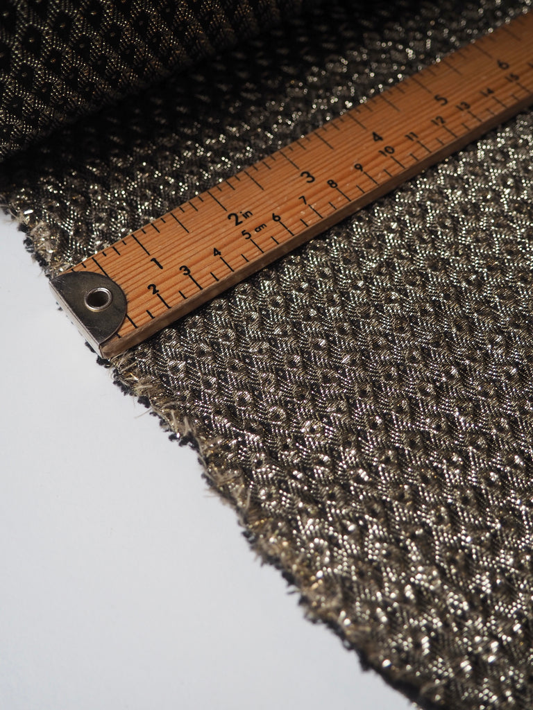 Gold Metallic Dot Cloqué