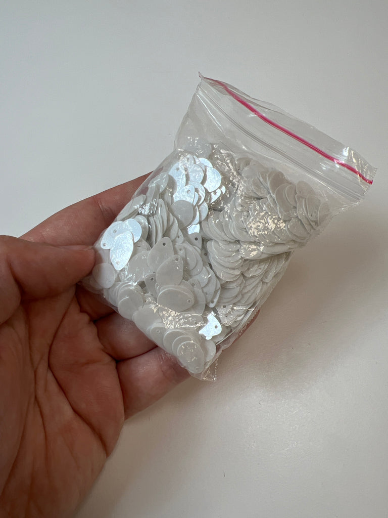 White Sequins 28g
