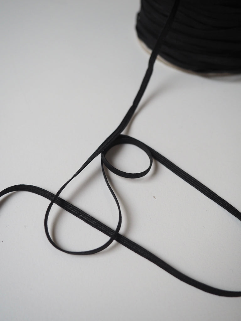 Black Elastic 4mm