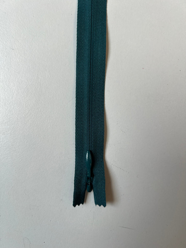 YKK 62cm/24.5inch Invisible Zips