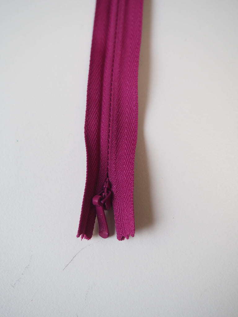 YKK 60cm/23inch Invisible Zips