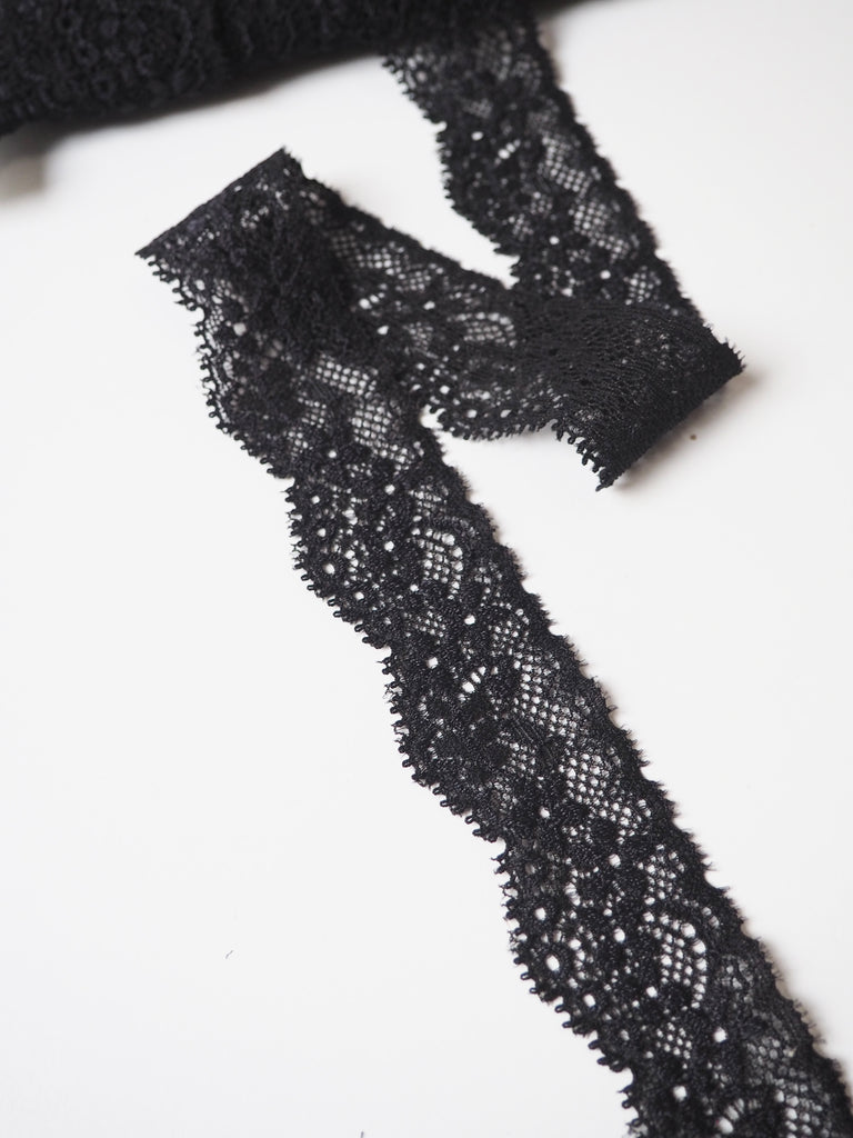 Shindo Black Stretch Lace Trim 30mm