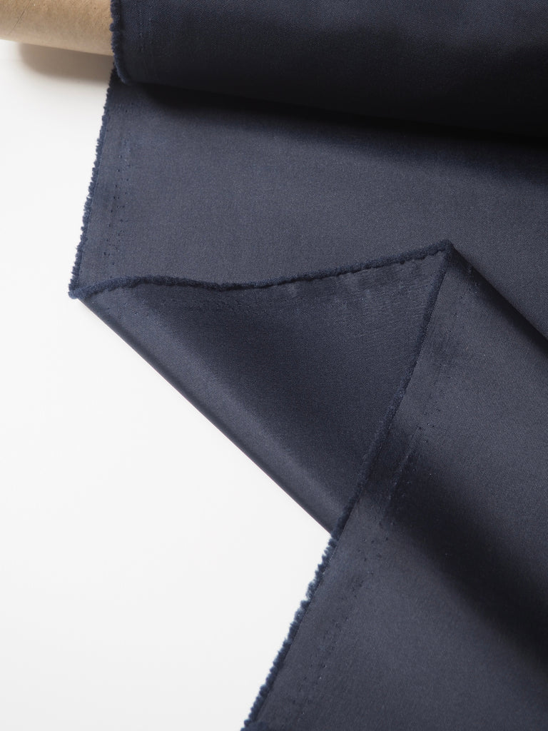 Navy Poly/Nylon Lining