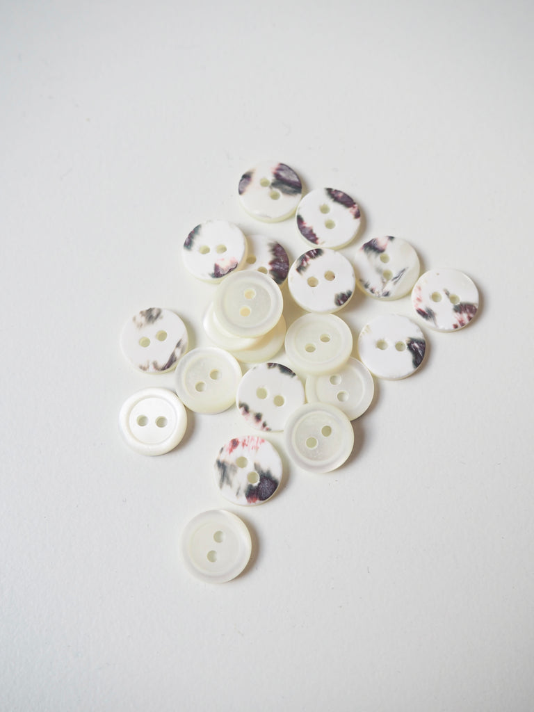 Mother Of Pearl Shell Rimmed Button 11mm