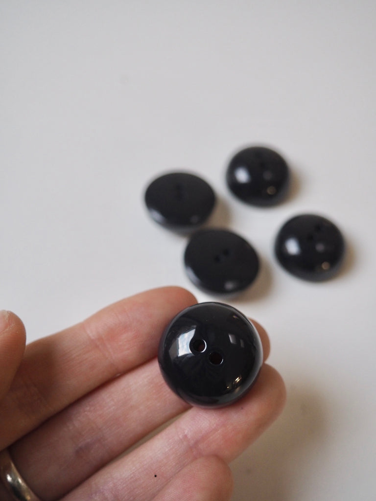 Midnight Dome Buttons 23mm/36L