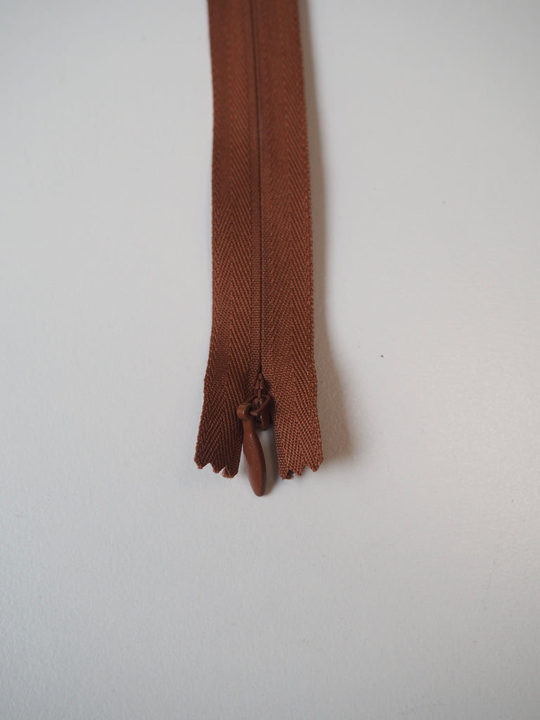 YKK 56cm/22 in Invisible Zips