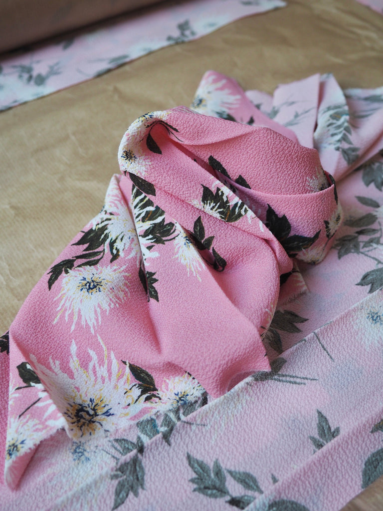 Pink Floral Crinkle Crepe Knife Pleated Pieces