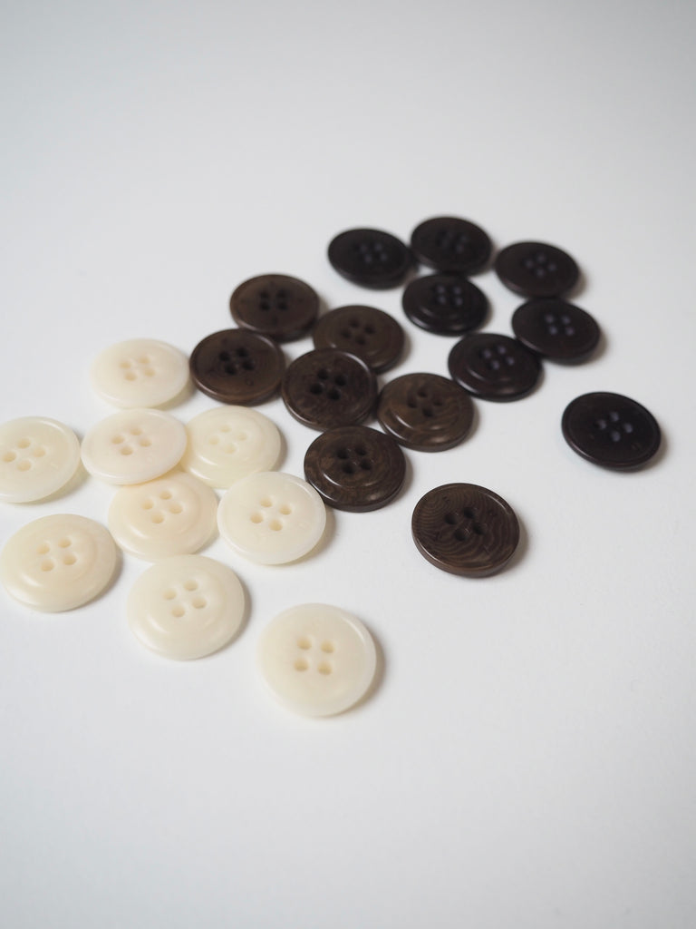 FOLK Engraved Corozo Buttons 15mm/24L