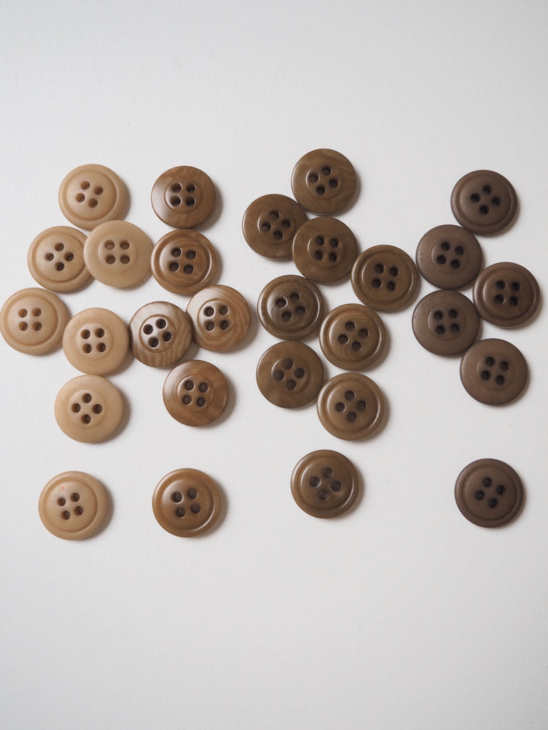 FOLK Rounded-rim Corozo Buttons 13mm/20L