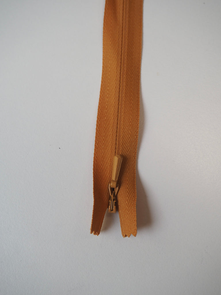 YKK 60cm/23inch Invisible Zips