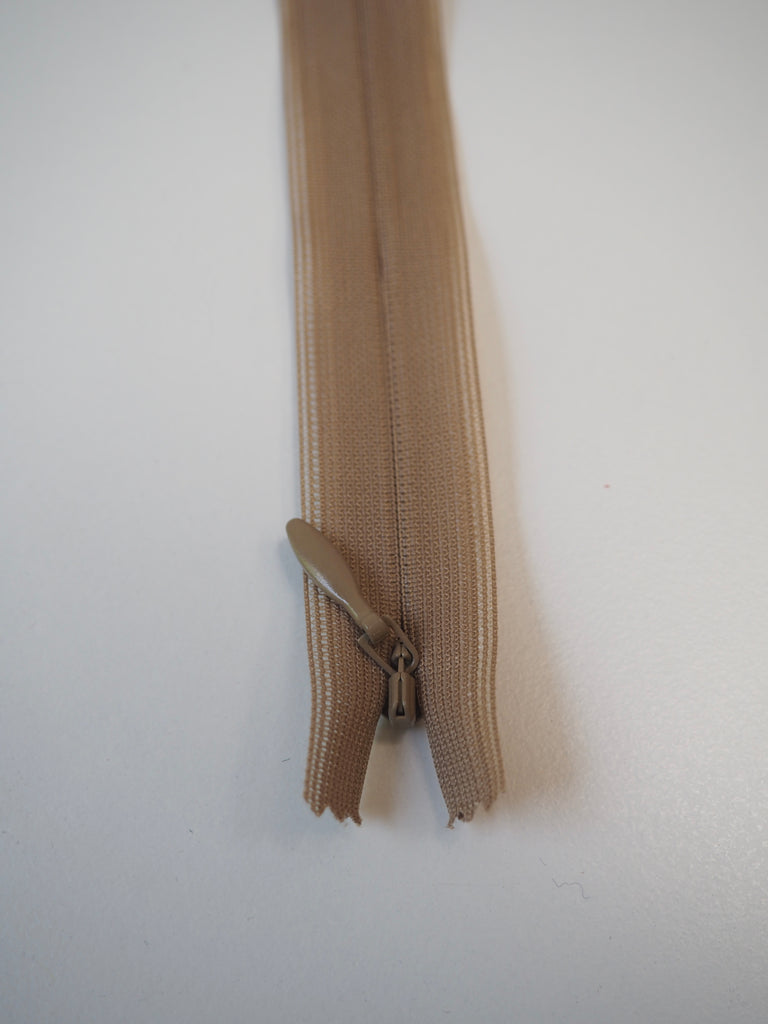 YKK 25cm/10inch Invisible Zips