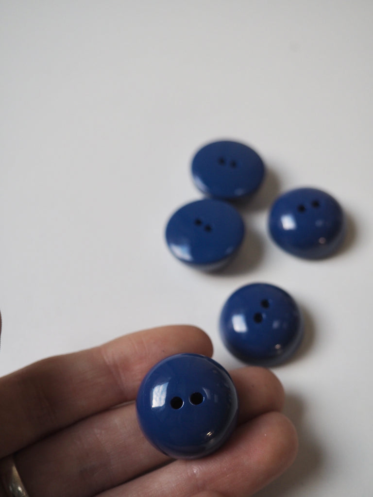 Cobalt Dome Buttons 23mm/36L