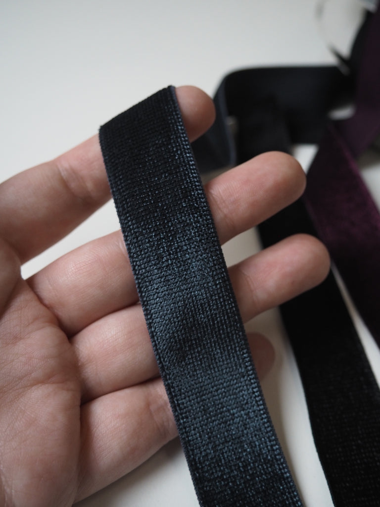 Shindo Velvet Stretch Binder 24mm