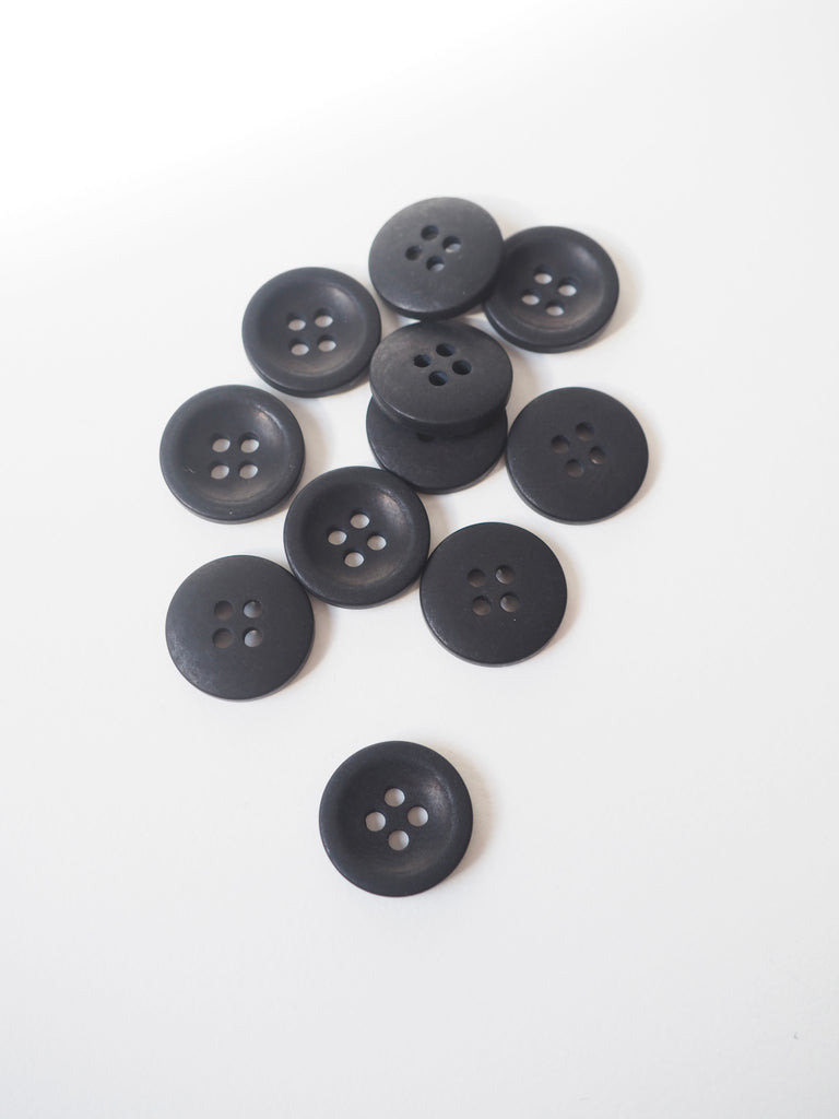 FOLK Thick-rimmed Corozo Buttons 16mm/25L