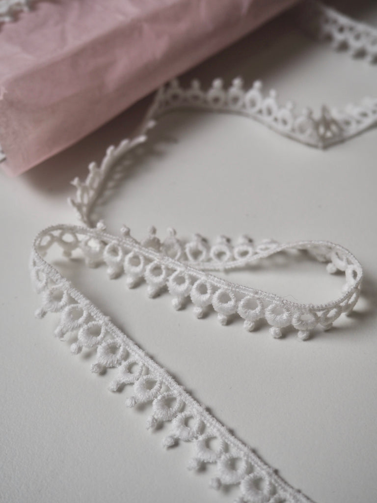 White Cotton Loop Drop Lace Trim 12mm
