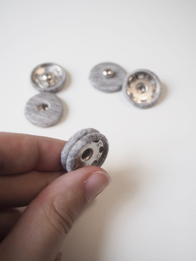 Light Grey Fabric Covered Press Studs 24mm