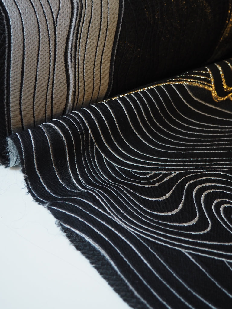 Golden Wave Jacquard Cloqué