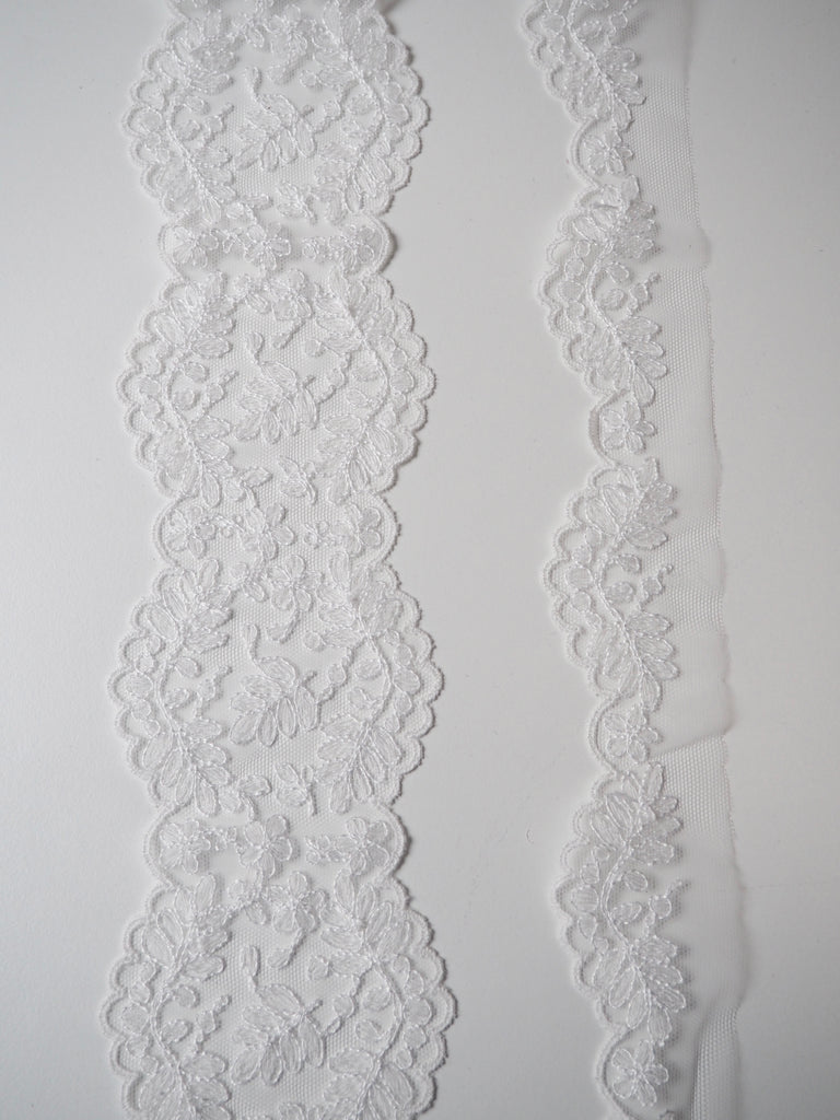 White Foliage Scallop Lace Trim