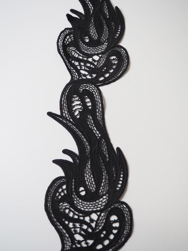 Black Swirl Guipure Lace Trim 10cm