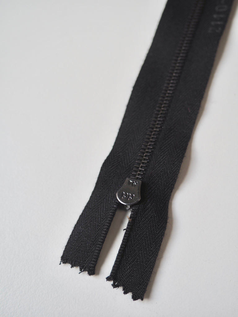 Riri 12cm/4.5inch Narrow Metal Teeth Zips