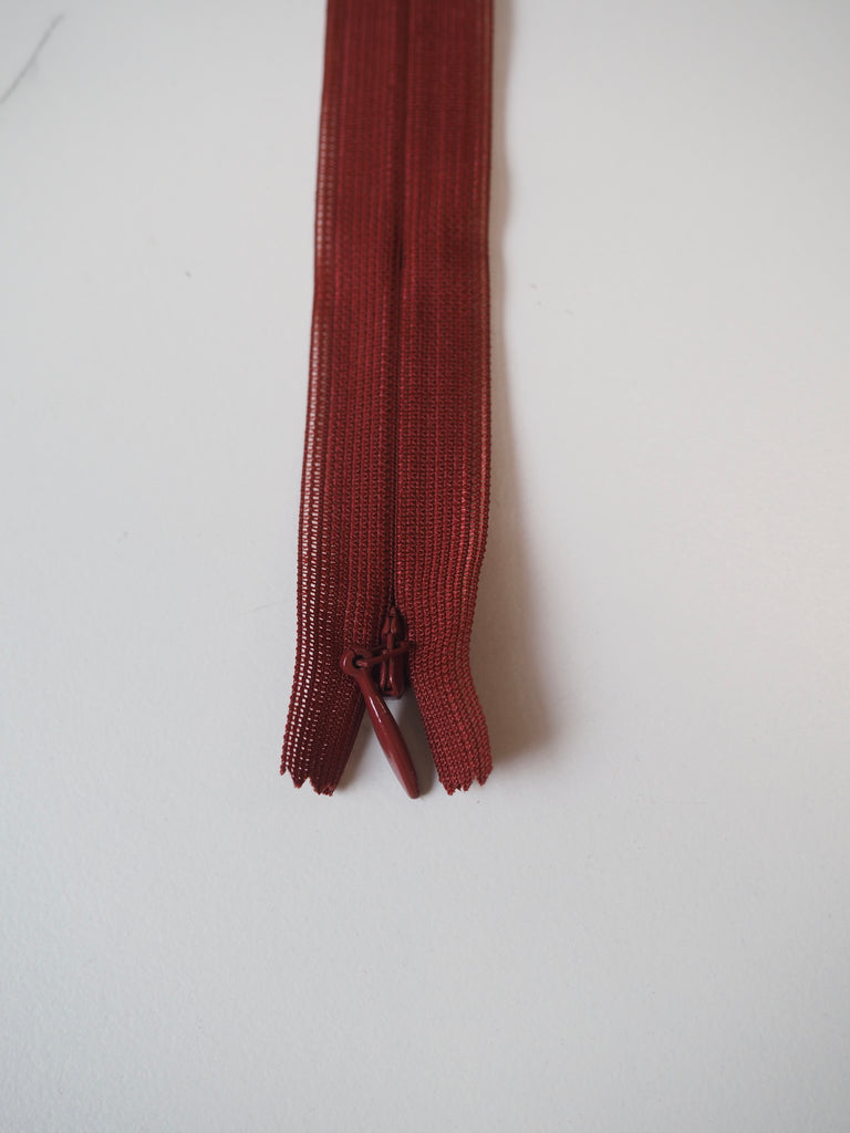 YKK 60cm/23inch Invisible Zips