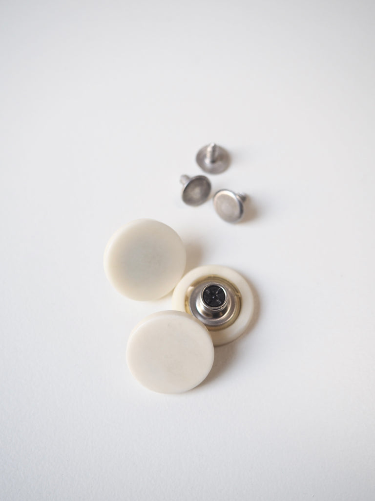 Cream Horn Jeans Button 19mm