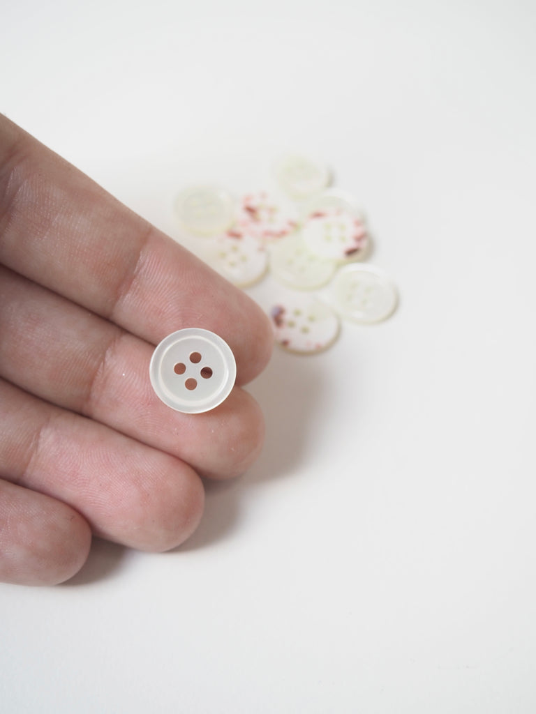 Mother Of Pearl Shell Rimmed Button 13mm