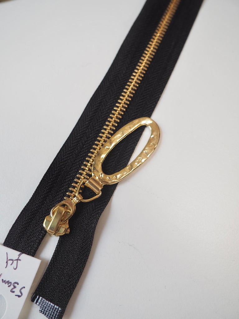 53cm/21in Oval Pull Open-Ended Metal Teeth Zips