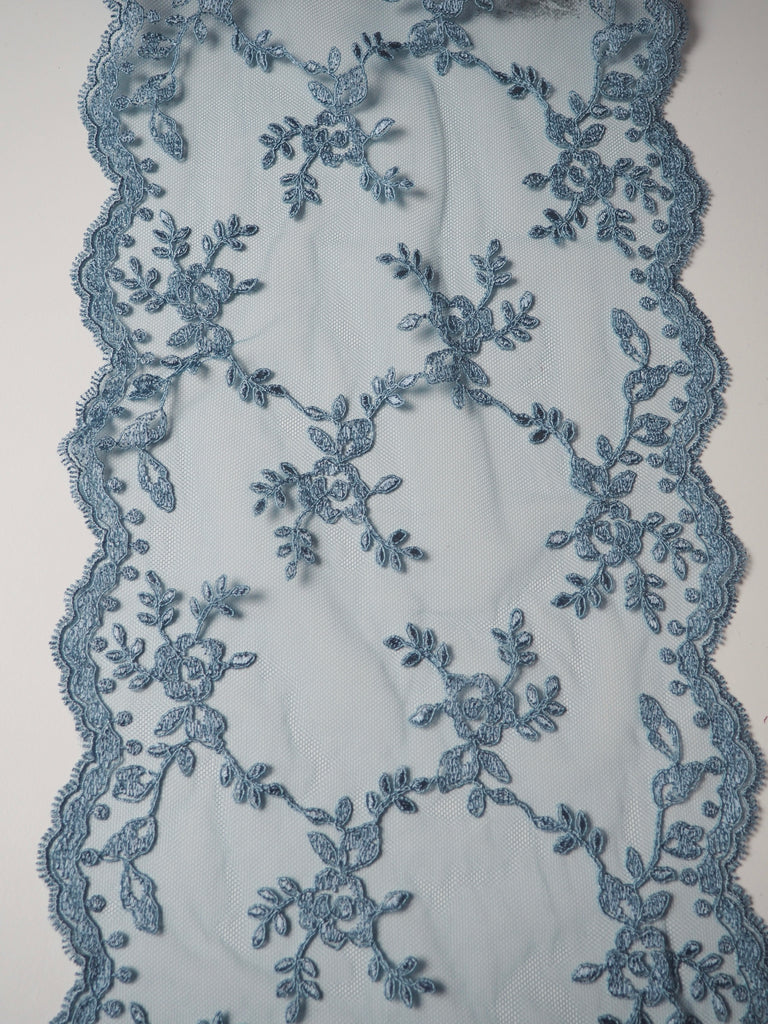 Storm Blue Rose Garland Scallop Lace Trim 22cm