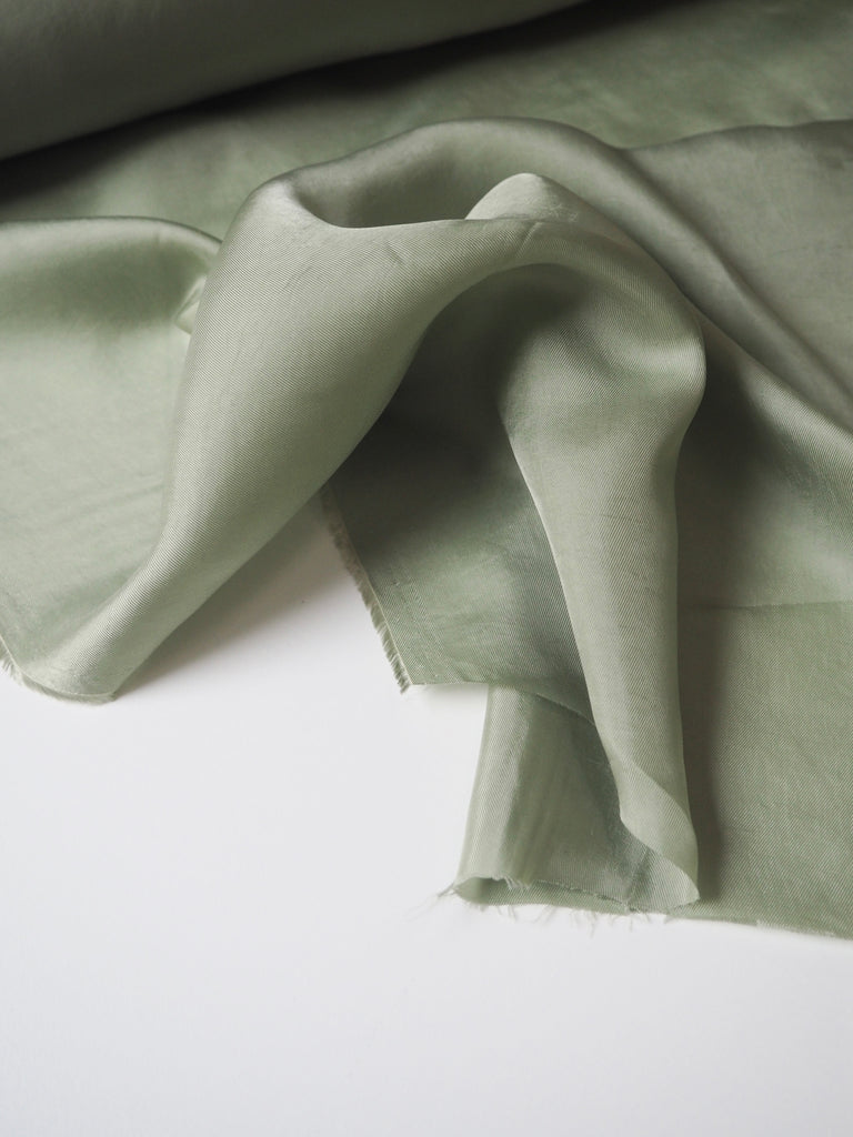 Pale Pistachio Viscose Twill Lining