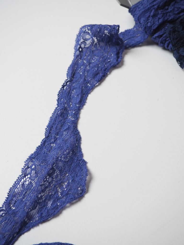 Violet Drop Scallop Lace Trim 6.5cm