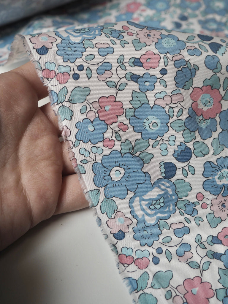 Liberty Blue Betsy Cotton Twill