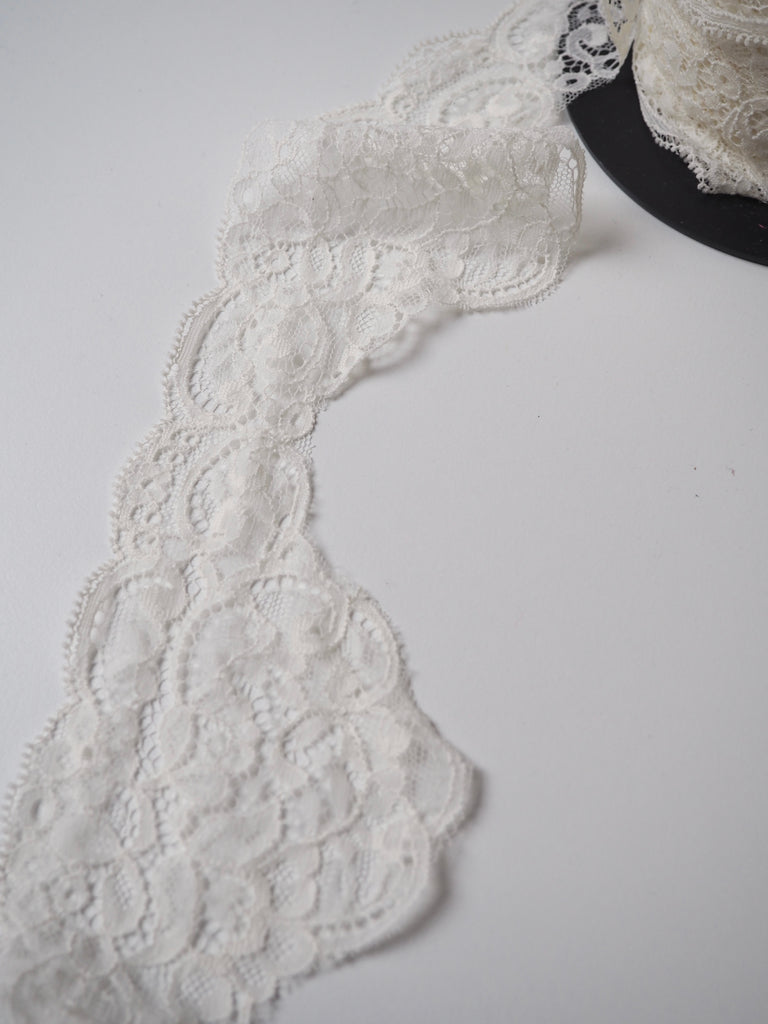 Ivory Drop Scallop Lace Trim 8.5cm