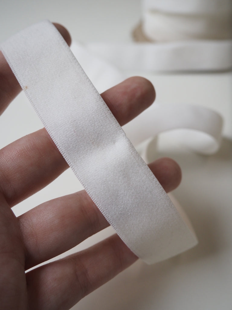 White Soft Elastic 25mm