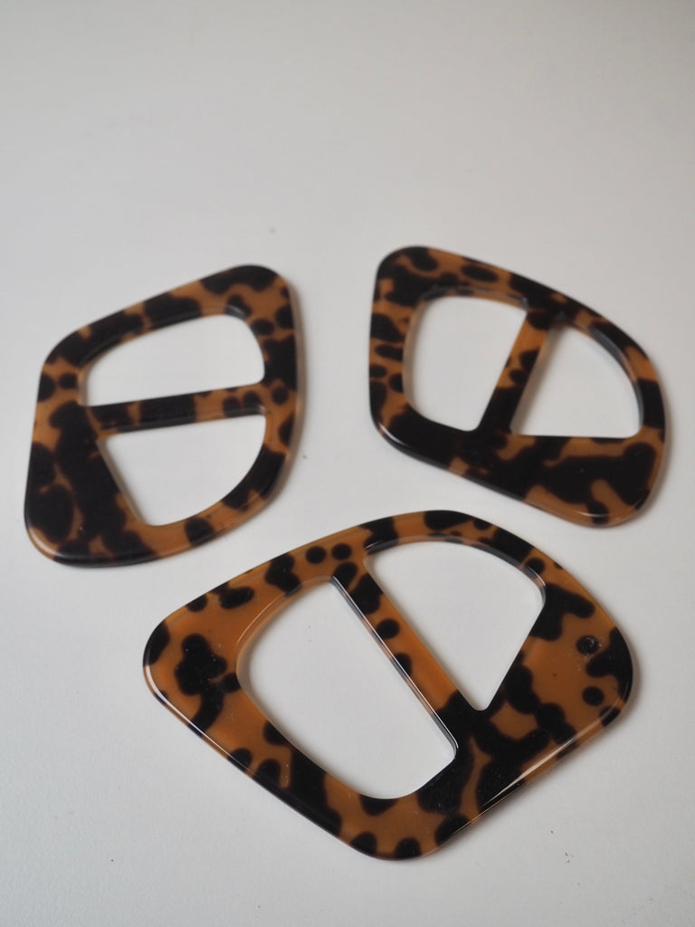 Tortoise Shell Slider 5cm