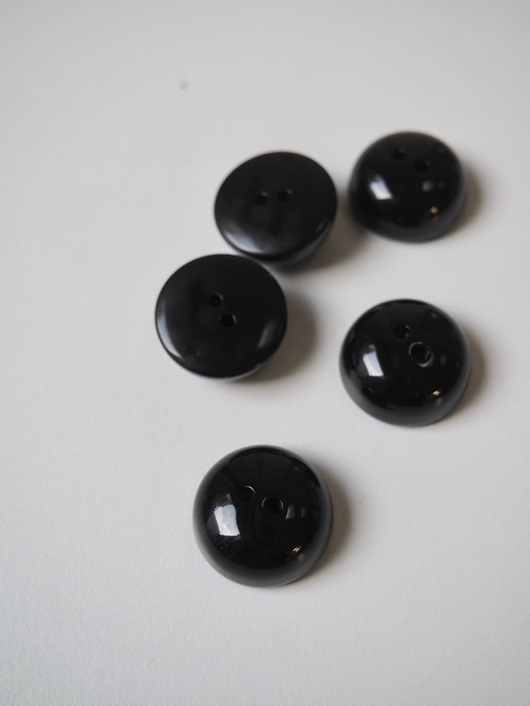 Black Dome Buttons 23mm/36L